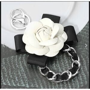 Black Bow Rose Pointed Bag Charm Keychain - Silver Hardware